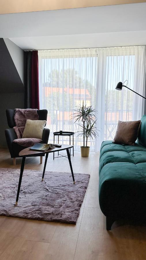 Linden Apartman 107 Glamour (Adults Only) Mosonmagyaróvár Buitenkant foto