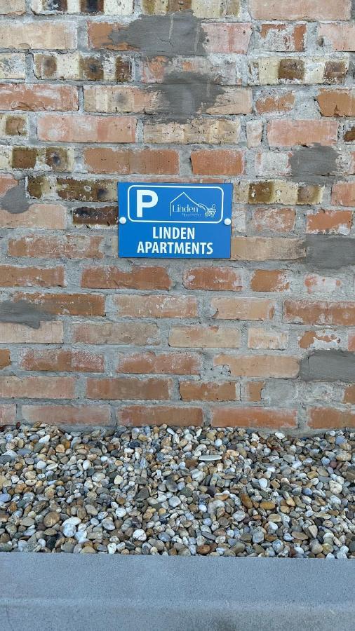 Linden Apartman 107 Glamour (Adults Only) Mosonmagyaróvár Buitenkant foto