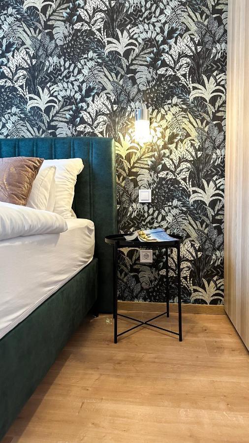 Linden Apartman 107 Glamour (Adults Only) Mosonmagyaróvár Buitenkant foto