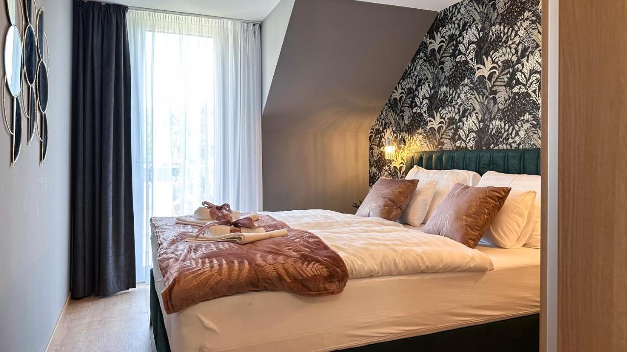 Linden Apartman 107 Glamour (Adults Only) Mosonmagyaróvár Buitenkant foto